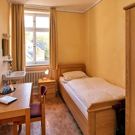 מלון Marienau Tagungs- Und Gaestehaus, Spiritueller Flair Am Wallfahrtsort Schoenstatt 3*