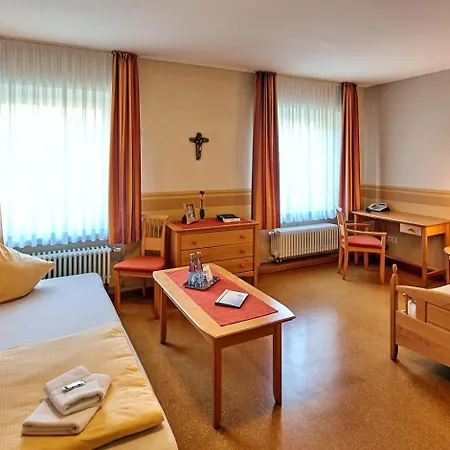 מלון Marienau Tagungs- Und Gaestehaus, Spiritueller Flair Am Wallfahrtsort Schoenstatt 3*