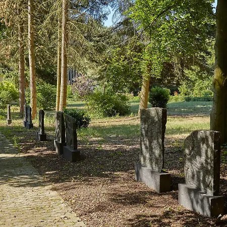 Marienau Tagungs- Und Gaestehaus, Spiritueller Flair Am Wallfahrtsort Schoenstatt
